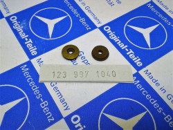 2x Dichtring / Dichtscheibe für Zierleiste Heckdeckel R107 W126 W123 W201 A1239971040