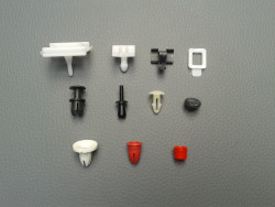 Klammern Clip Befestigung  A124 C124 CE 200CE 220CE 230CE 300CE 320CE 300CE-24