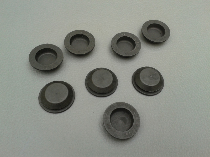 8x Stopfen in Längsträger 24mm W116 W126 W201 W124 R129 A1169870244