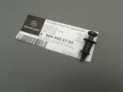 Schraube / Flachkopfschraube Ventildeckel OM651 A0099904704