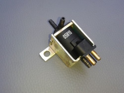 Umschaltventil Magnetventil R107 W123 W126 W201 W124 R129 W140 A0015408697