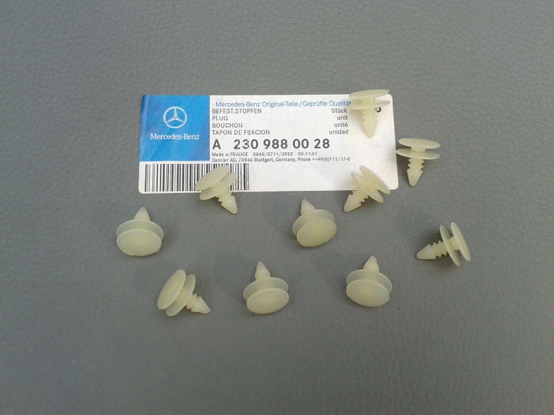 10x Stopfen / Clip Halteschiene A-Säule SLK R171 R172 SL R230 R231 A2309880028