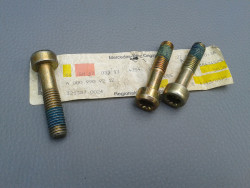 3x Schraube Antriebswelle an Flansch, A0009909212