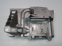 Halter für Steuergeräte im Kofferraum C-Klasse W205 A2055458900
