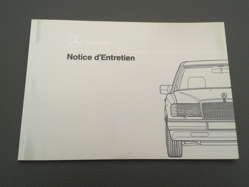 Betriebsanleitung / Notice d`Entretien W124 200D 250D 300D Turbo 4matic, französisch