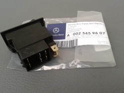 Schalter Arbeitsscheinwerfer MB-trac A0025459607