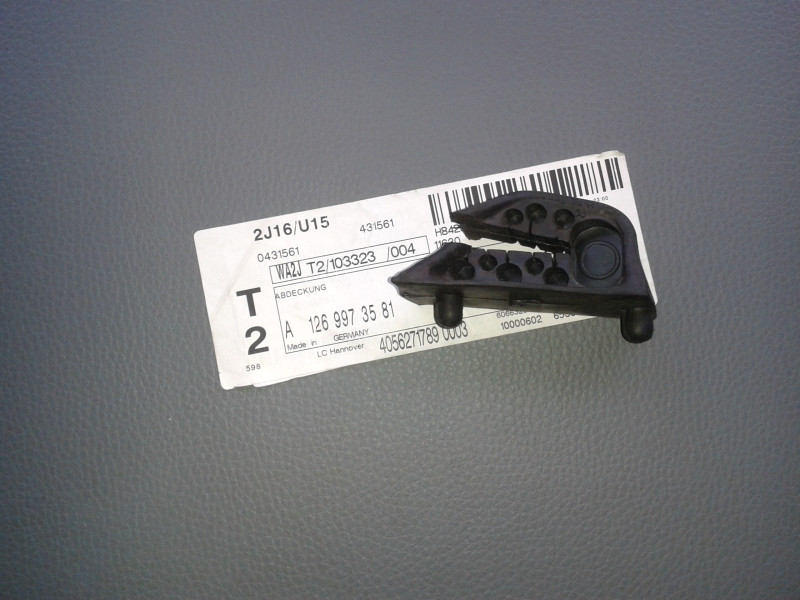 Abdeckung / Tülle Leitungsdurchführung Stirnwand rechts W126 C126 A1269973581