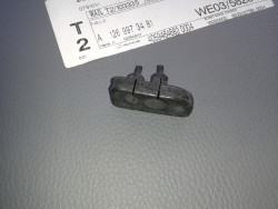 Tülle Haubenzug an Stirnwand W126 C126 A1269973481