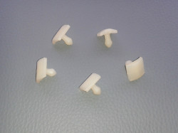 5x Clip / Klammer für Sacco Beplankung W126 1. Serie A1269880181