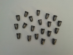 20x Tülle / Stopfen für Zierleisten S-Klasse W220 CL W215 C215 A0099972281