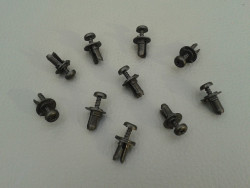 10x Spreizniet / Spreizdübel Kühlerverkleidung R107 W201 W124 A124 A0009904492