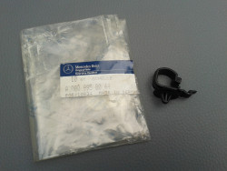 Schelle / Leitungshalter M104 M119 W124 R129 W140 A0009958044