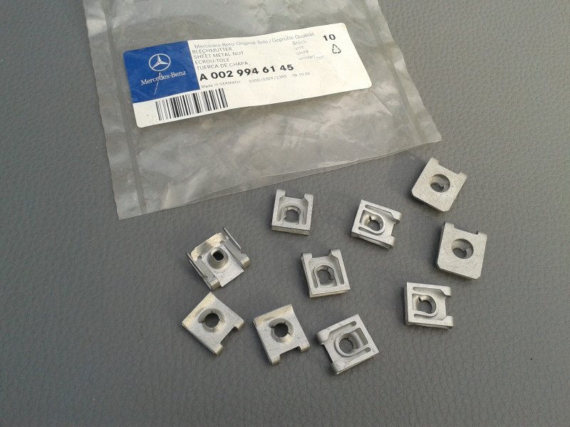 10x Clipsmutter / Blechmutter W124 W126 R129 A0029946145