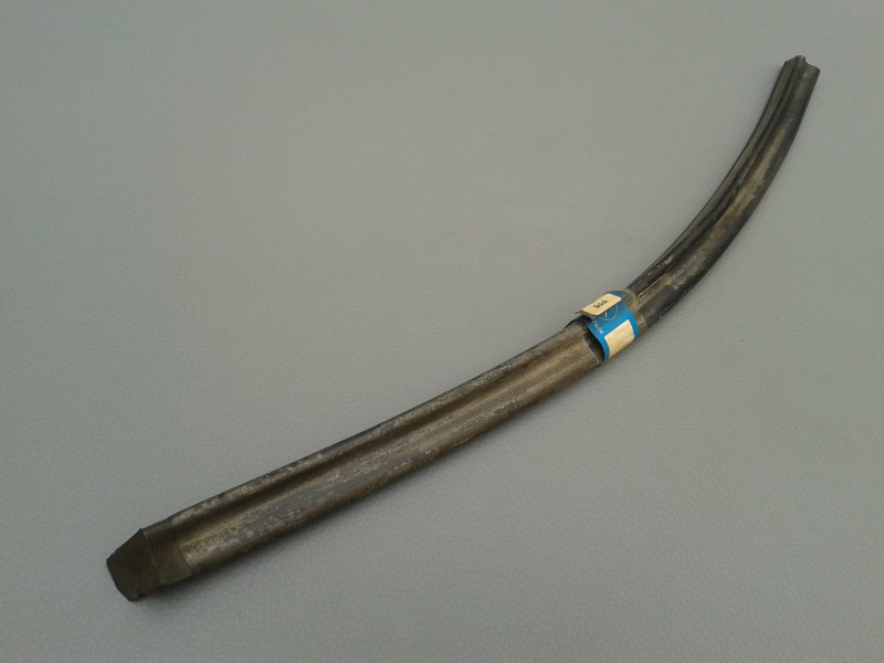 Abdichtung an Verdeck / Fenster Tür rechts R107 SL A1077201078