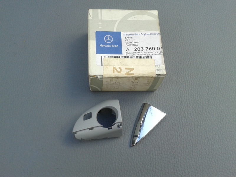 Kappe für Türgriff / Führung Fahrertür W203 W209 W211 W219 A2037600118