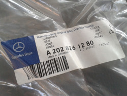 Dichtung für Scheinwerfer rechts C-Klasse W202 A2028261280