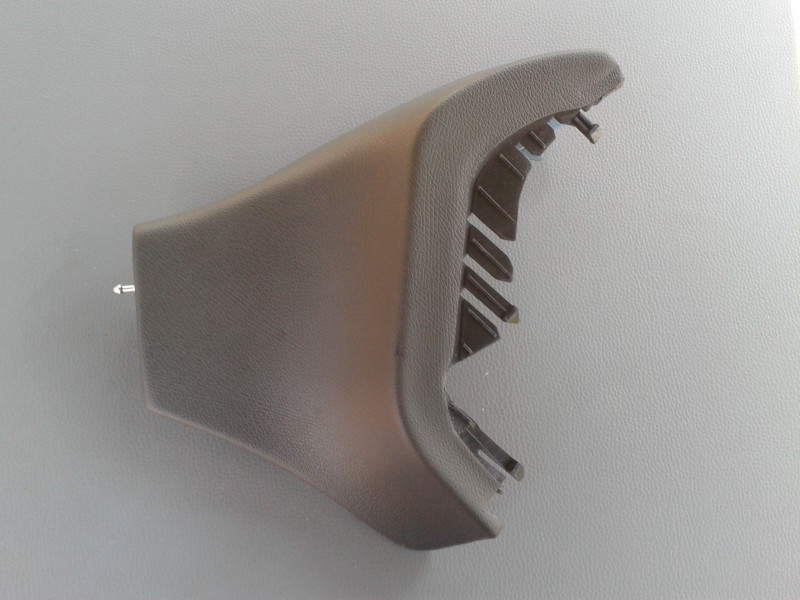 Blende an Mittelkonsole rechts C-Klasse W203 A2036803839