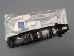 Lagerbügel für Türgriff hinten links W203 W211 W219 A2037600934
