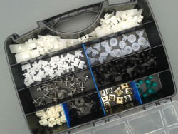 140 tlg. Sortimentsbox für SL R129 W129 ab 6/98, Clips Sacco + Schweller, NEU