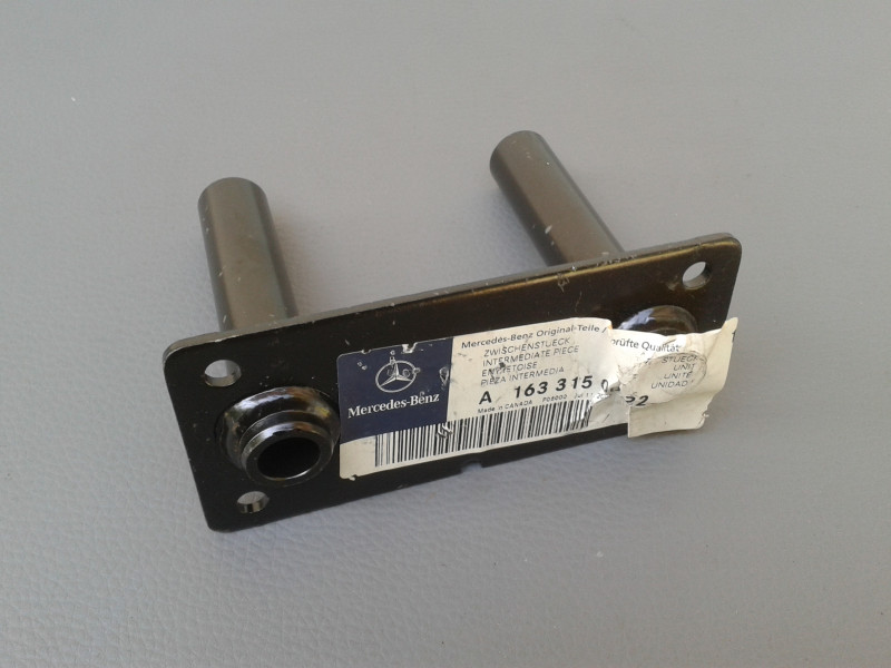 Zwischenstück Verstärkung AHK ML M-Klasse W163 A1633150022